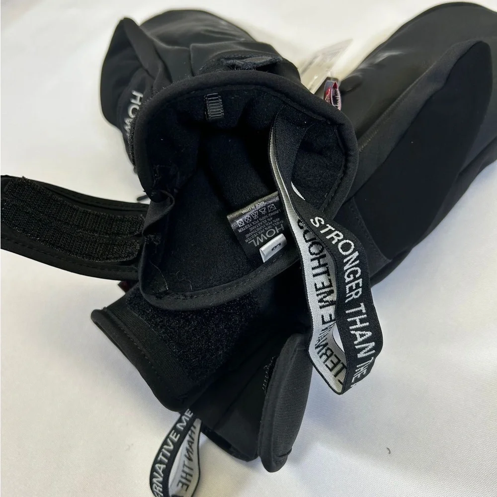NWT Howl Pocket Mittens by Free People